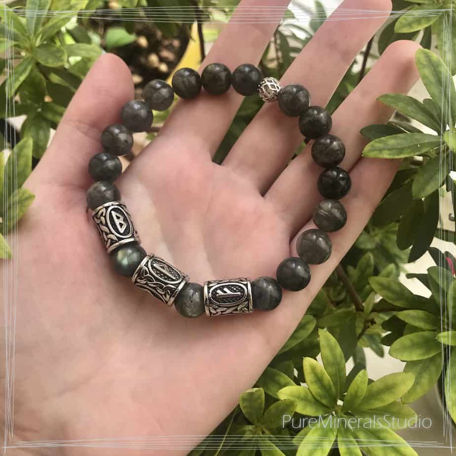 Bracelet made of Labradorite with Runes
