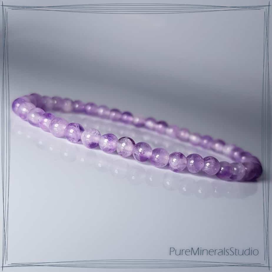 Bracelet made of Lavender Amethyst