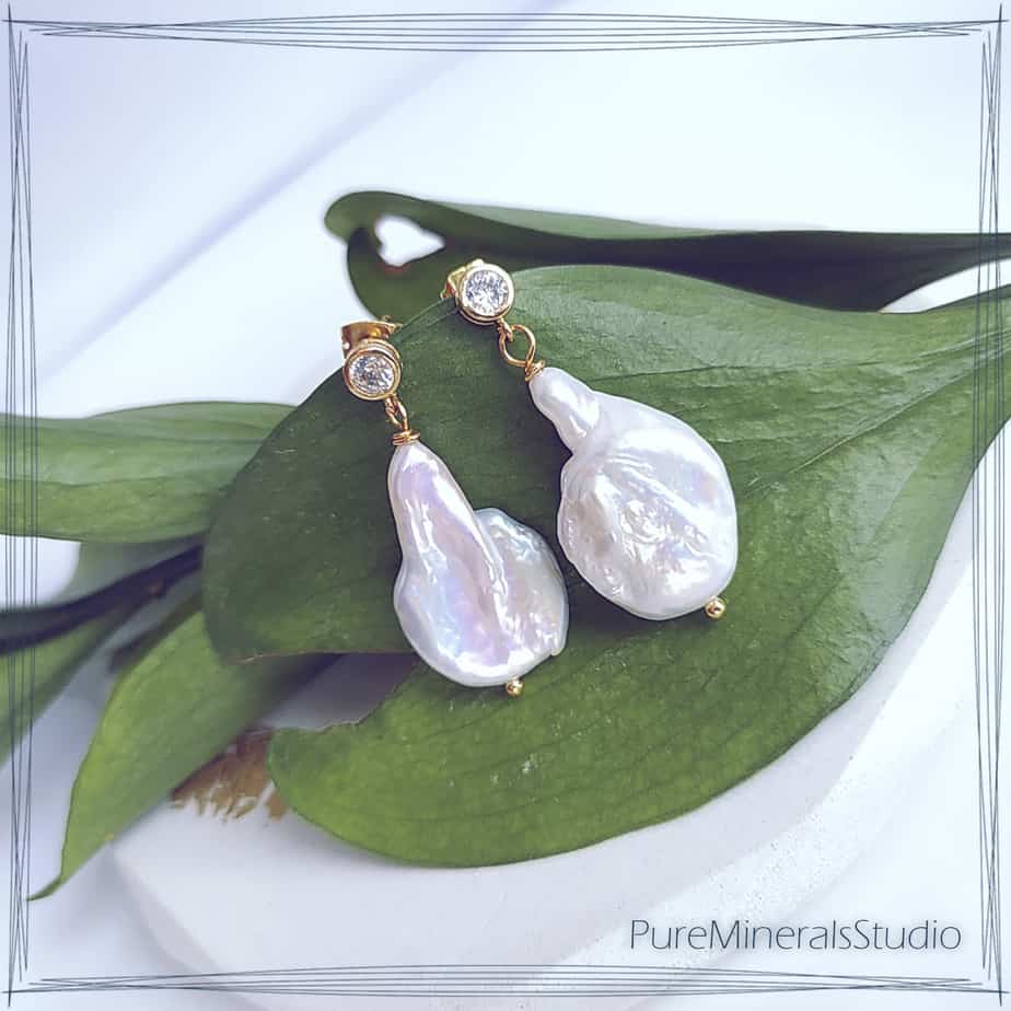 Earrings made of Baroque Pearl - Image 2